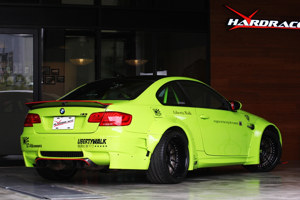 BMW M3 VISIT HARDRACE