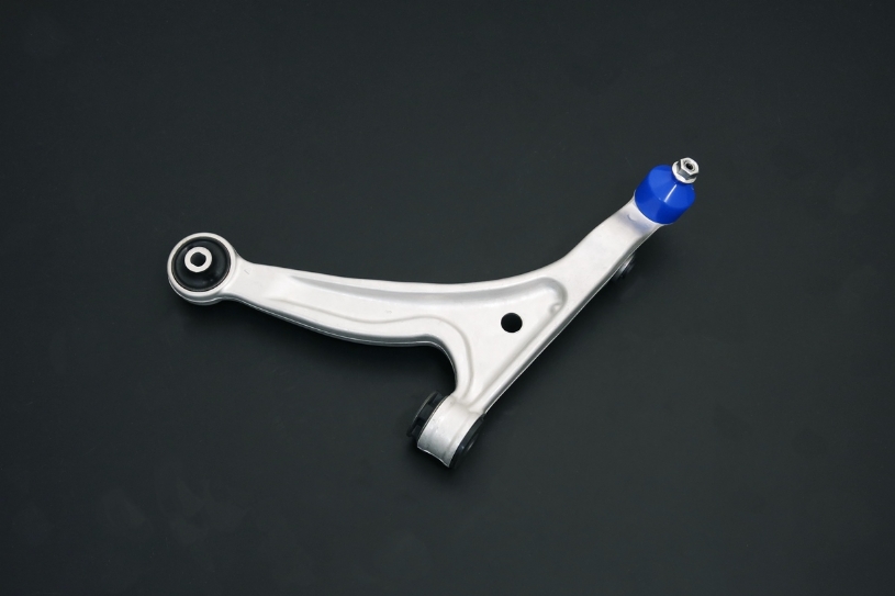 Q0275 - FRONT LOWER CONTROL ARM