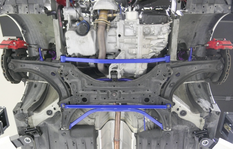 Q0337 - FRONT SUB-FRAME SUPPORT BRACE