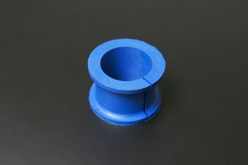 REINFORCED STEERING BUSHING