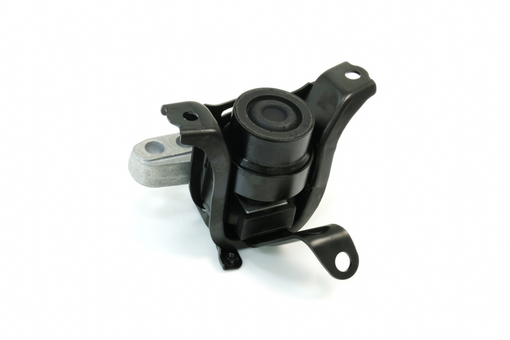 RIGHT SIDE ENGINE MOUNT - Q0904 | HARDRACE GLOBAL