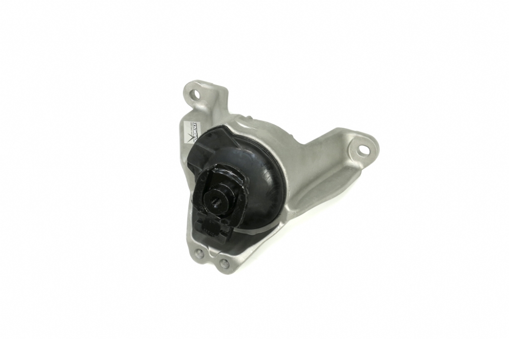 Q1081 - RIGHT SIDE ENGINE MOUNT