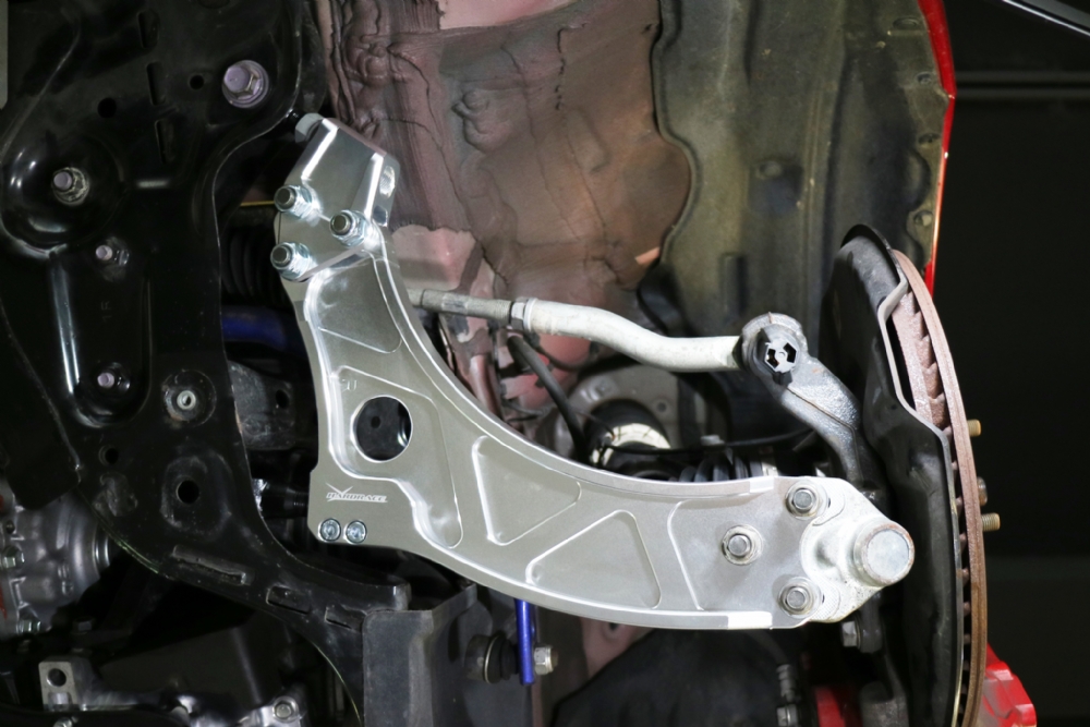 Q1098 - FRONT LOWER ARM